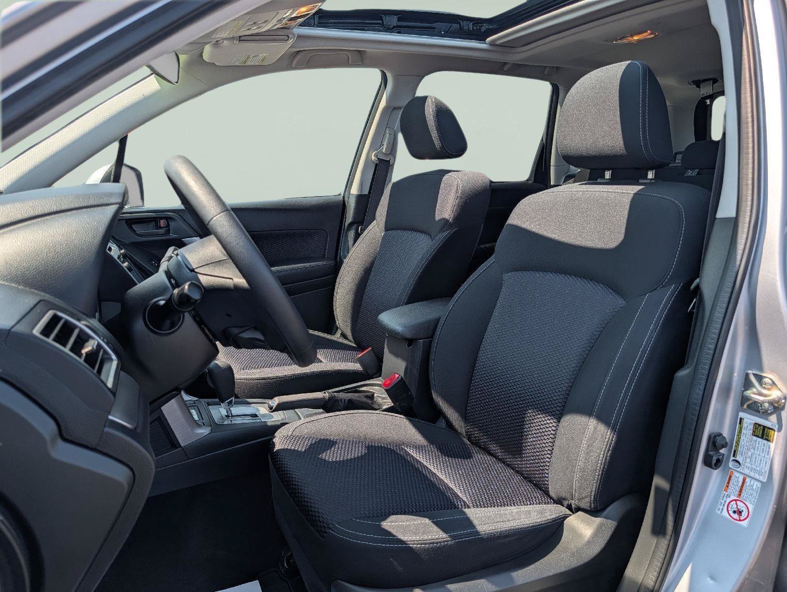 Used 2017 Subaru Forester 2.5i Premium AWD/4WD image 10