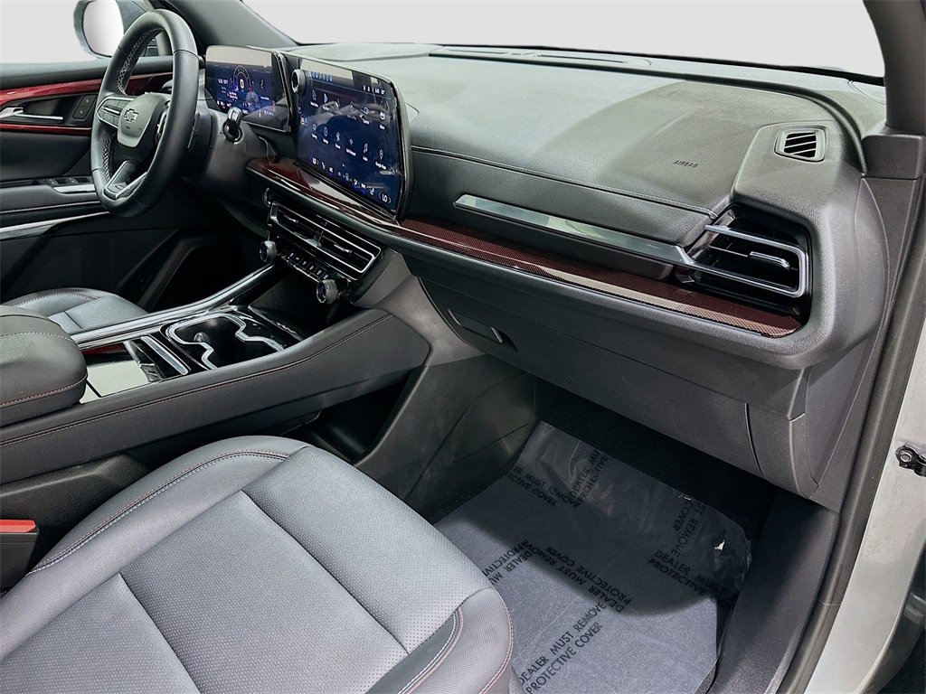 Used 2025 Chevrolet Traverse Z71 image 31