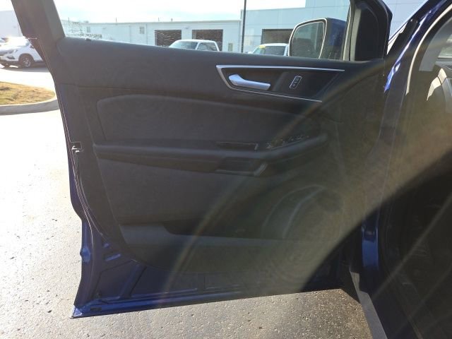Used 2015 Ford Edge SEL w/ Equipment Group 201A image 10