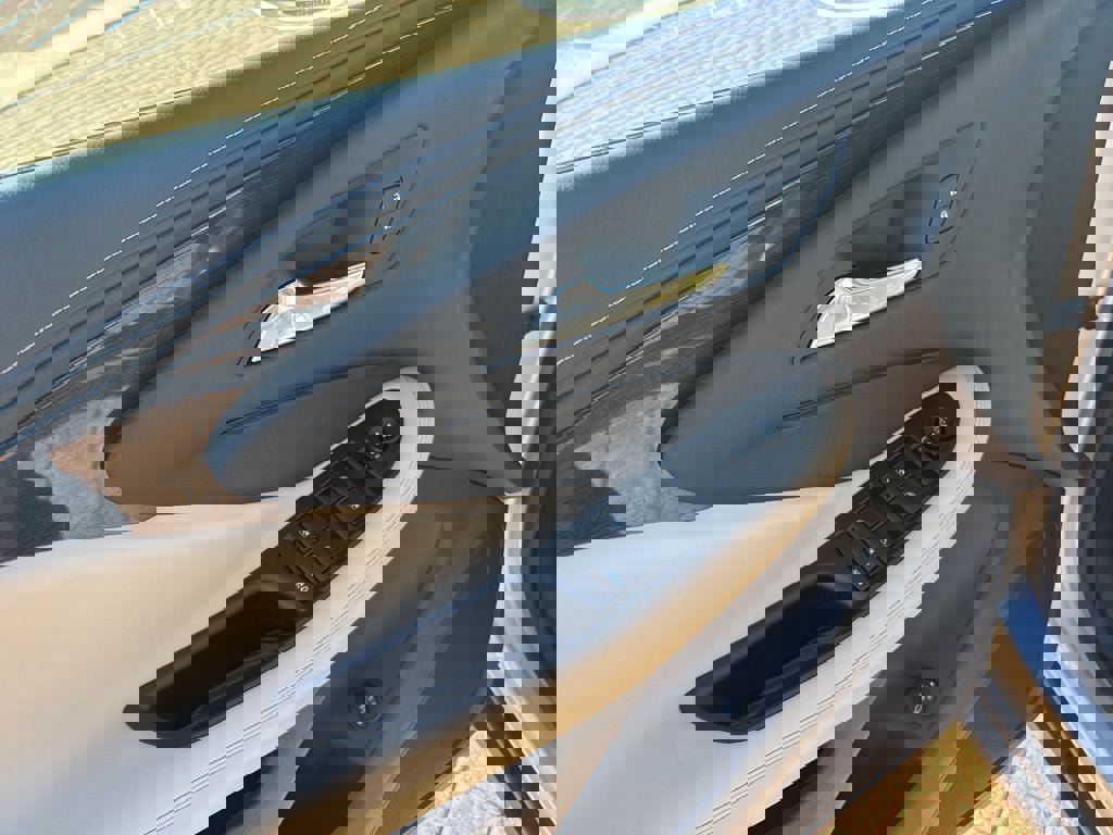 Used 2017 Buick Envision Preferred image 12