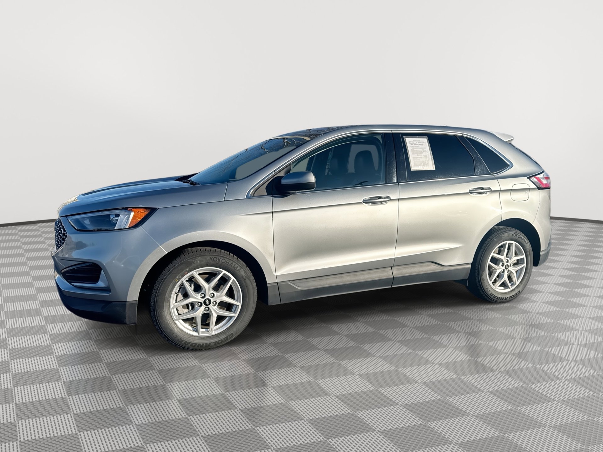 Used 2024 Ford Edge SEL video 1