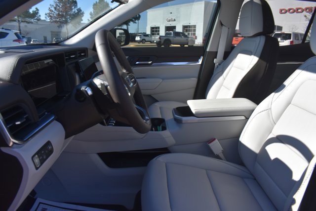 Used 2026 GMC Terrain Denali image 16