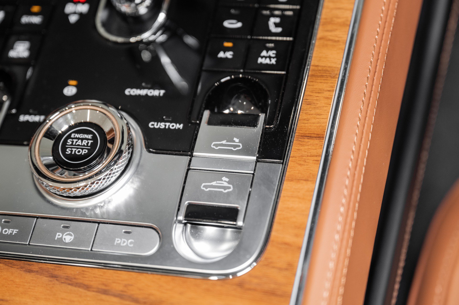 New 2024 Bentley Continental GT V8 AWD/4WD image 44