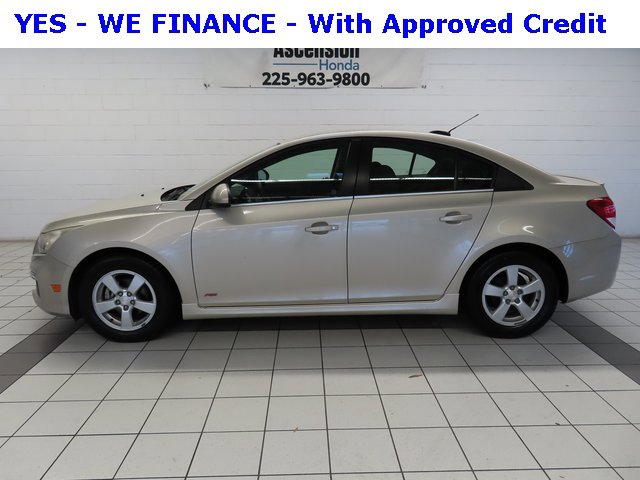 Used 2016 Chevrolet Cruze LT image 3