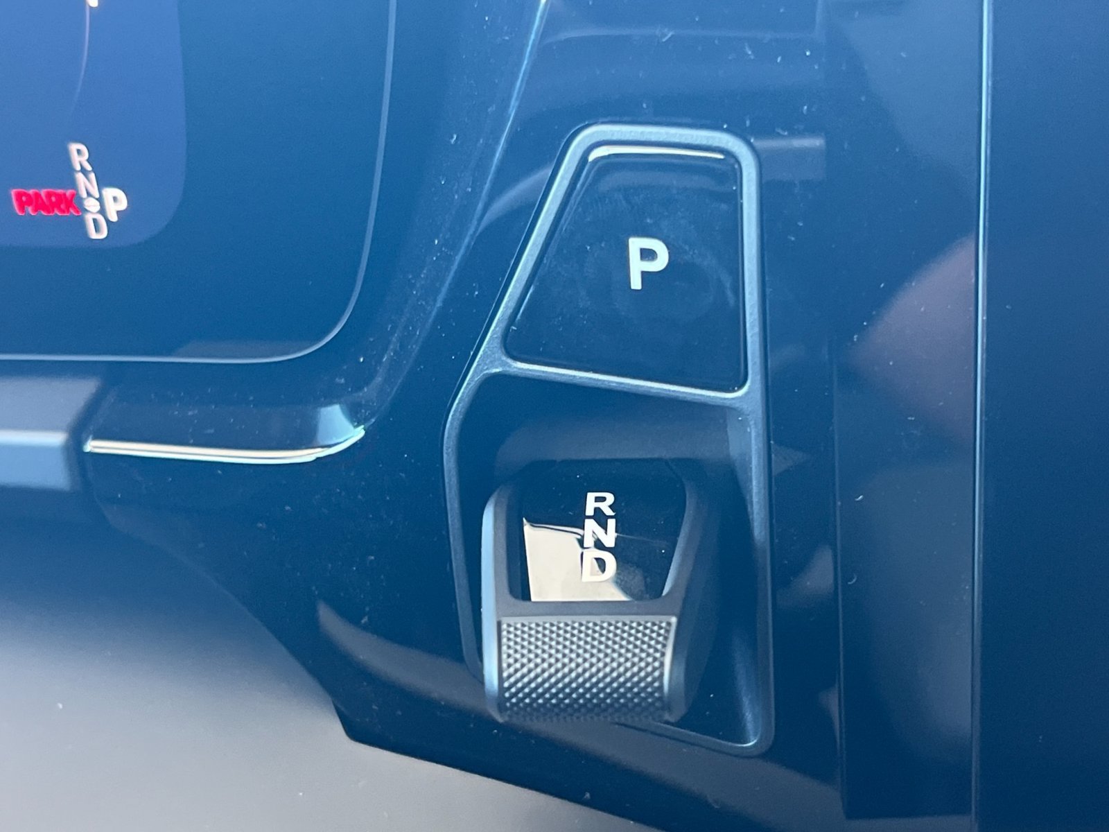 New 2026 Porsche Macan Electric RWD image 22