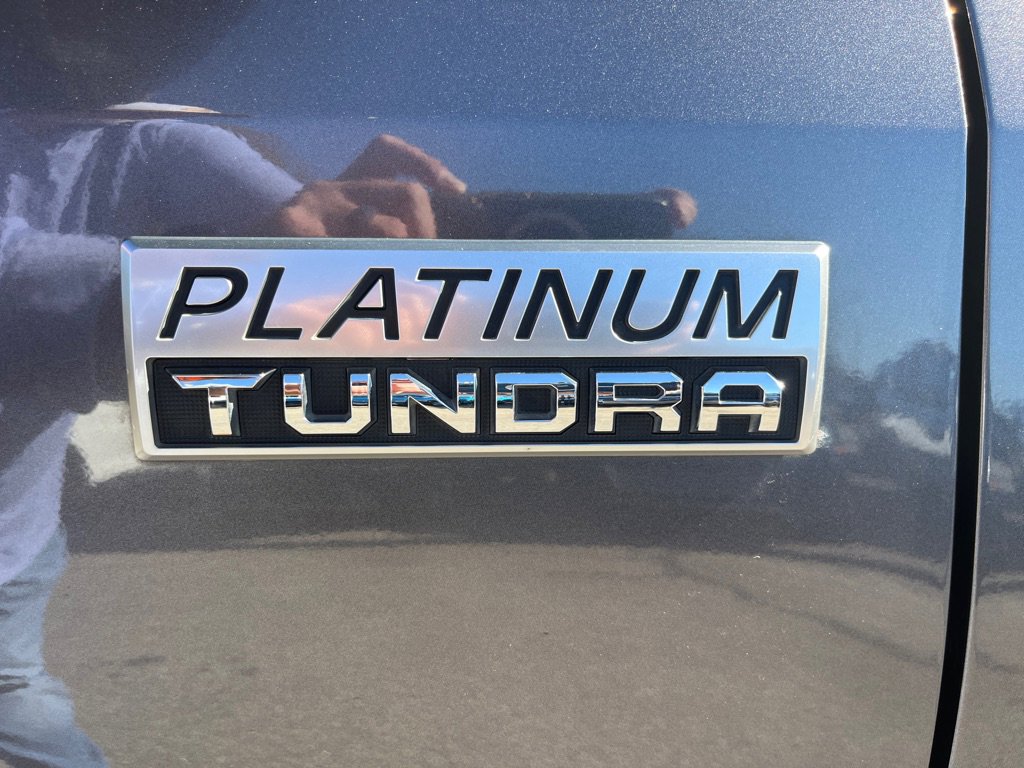Used 2017 Toyota Tundra Platinum image 11