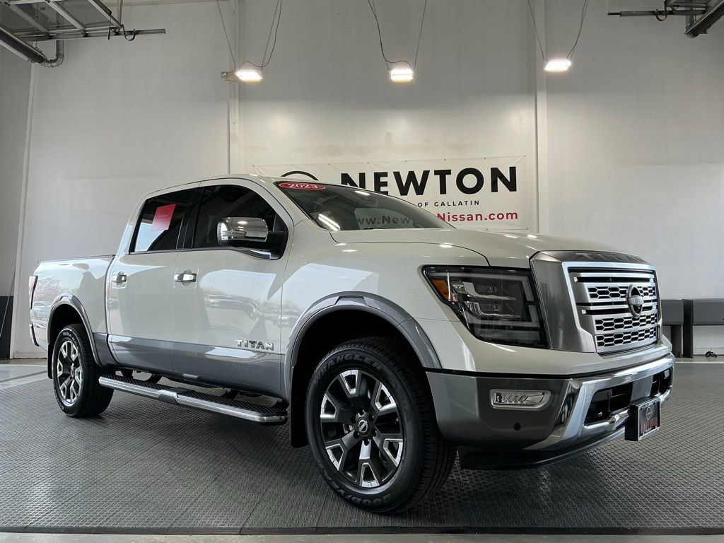 Used 2023 Nissan Titan Platinum Reserve w/ Moonroof Package image 39