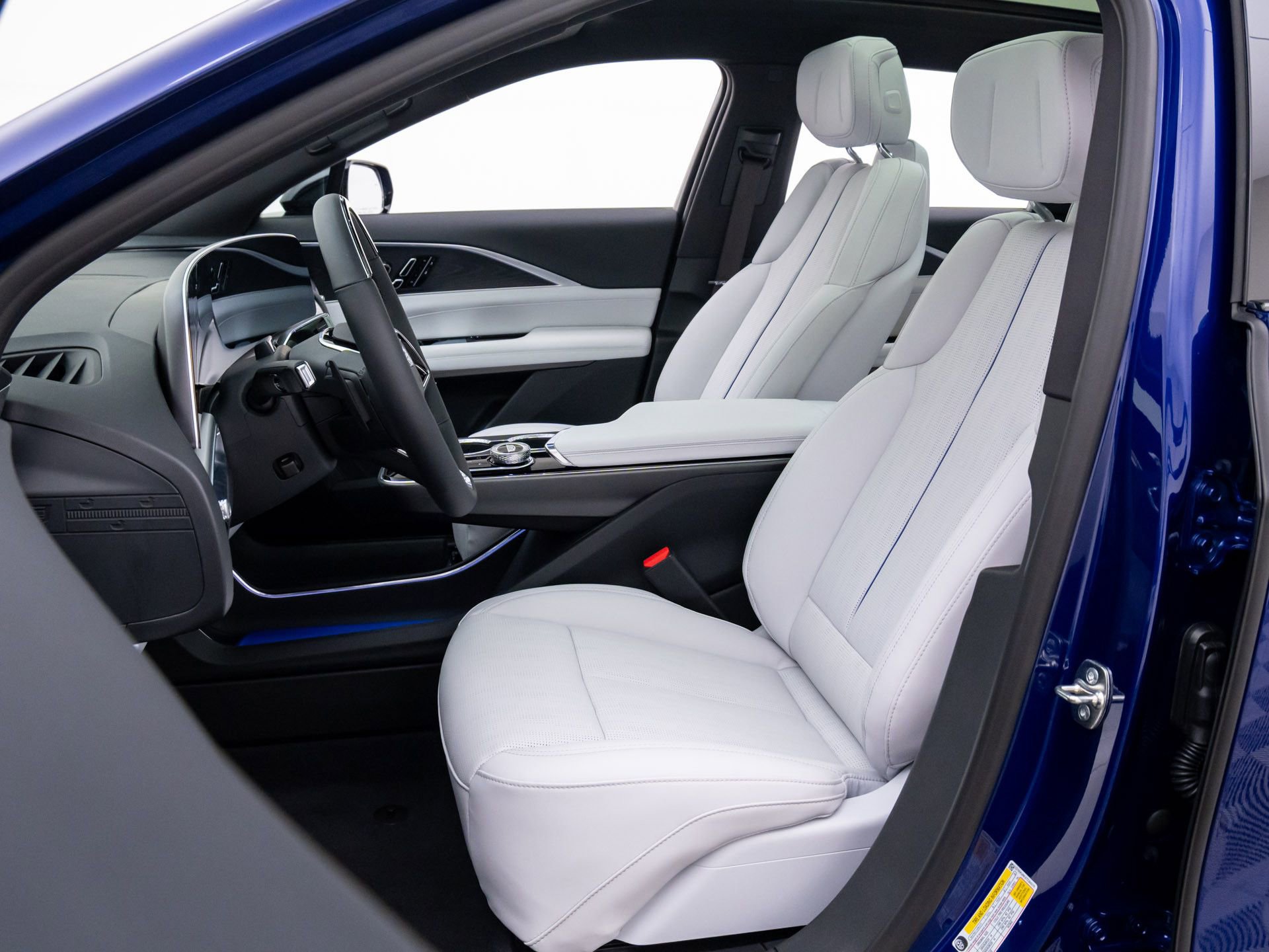 New 2026 Cadillac Lyriq Sport image 13