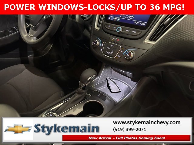 Used 2024 Chevrolet Malibu LS image 11