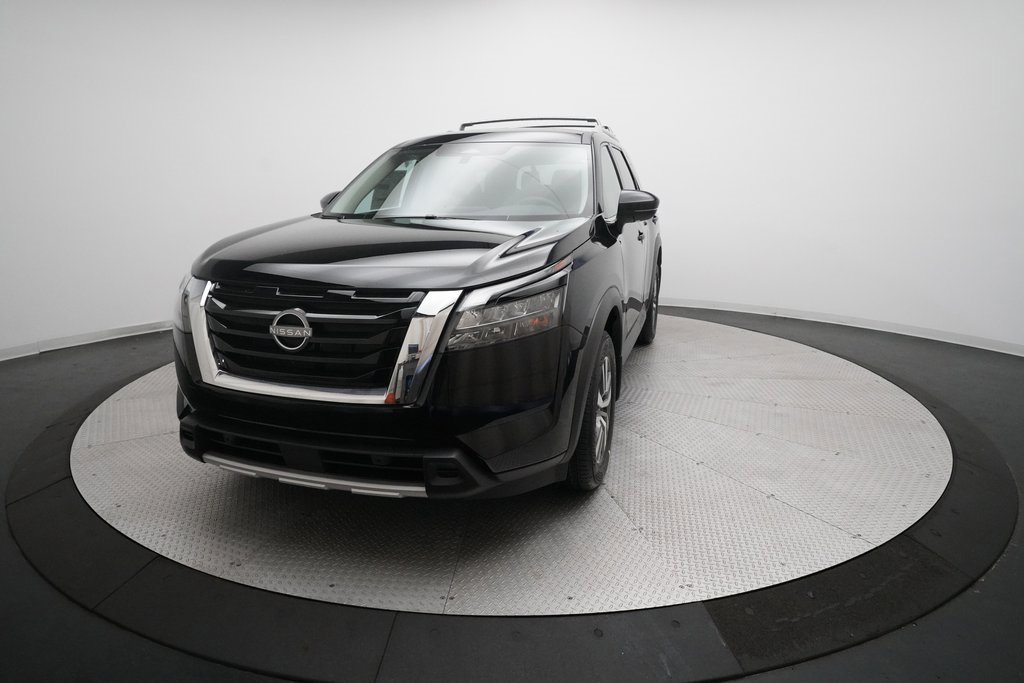 Used 2025 Nissan Pathfinder SL image 34