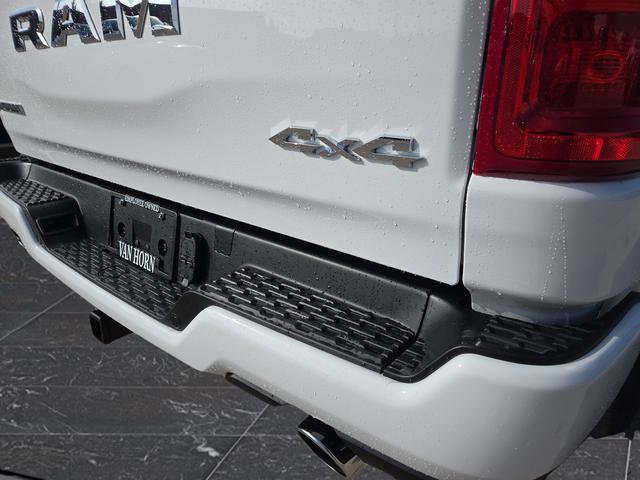 New 2026 RAM 1500 4x4 Crew Cab image 33