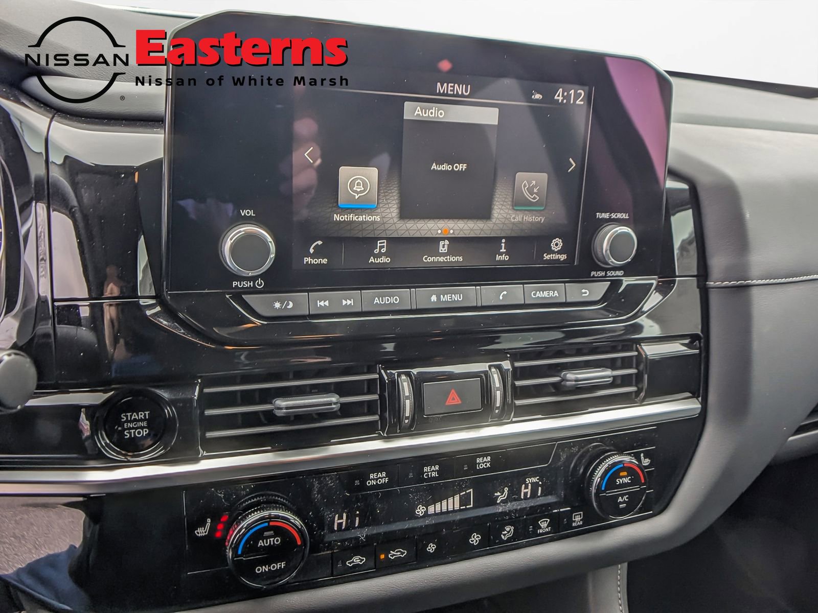 New 2025 Nissan Pathfinder SV w/ SV Premium Package image 15