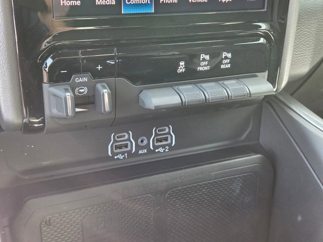 Used 2025 RAM 1500 Big Horn AWD/4WD image 22