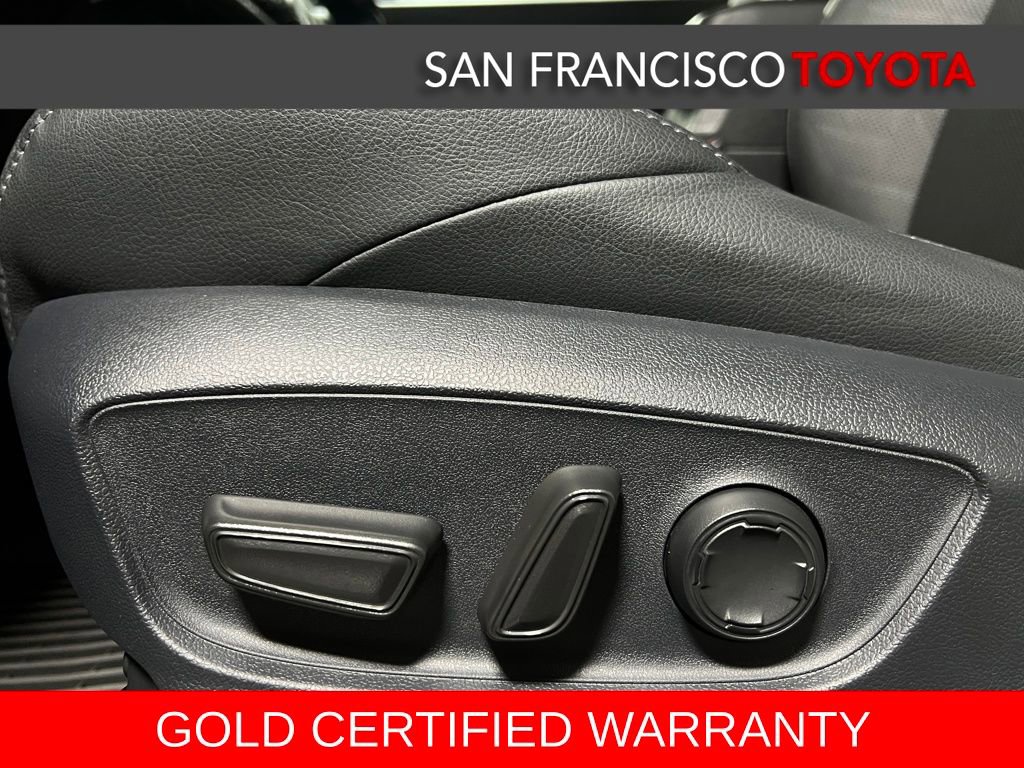 Certified 2025 Toyota Tacoma TRD Off-Road image 13