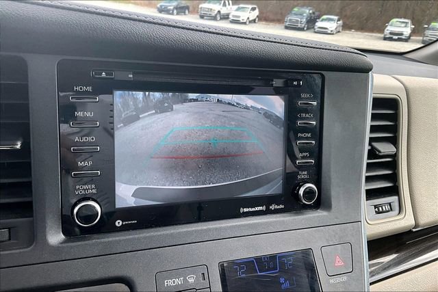 Used 2019 Toyota Sienna XLE w/ XLE Navigation Package image 21