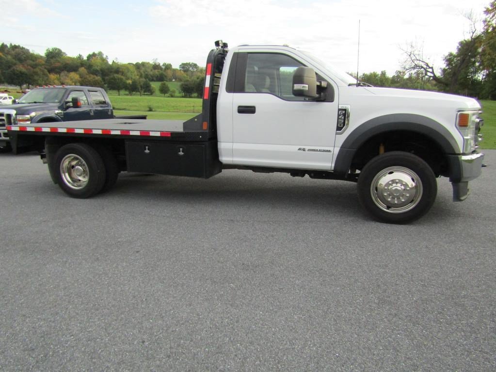 Used 2022 Ford F450 XLT w/ XLT Value Package AWD/4WD image 3