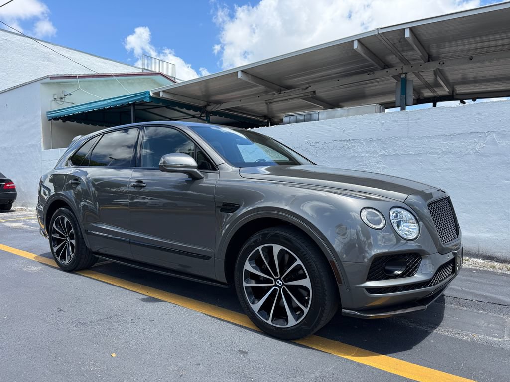 Used 2018 Bentley Bentayga AWD/4WD image 7
