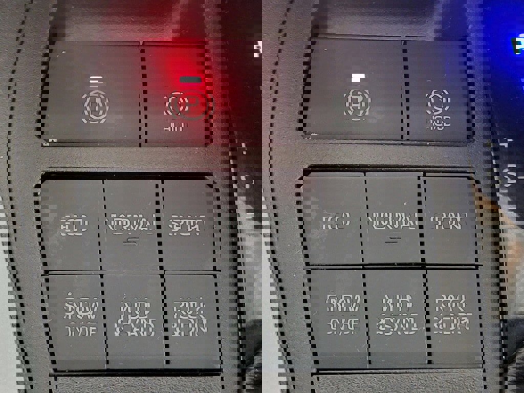 Certified 2021 Toyota RAV4 XLE w/ Convenience Package image 23