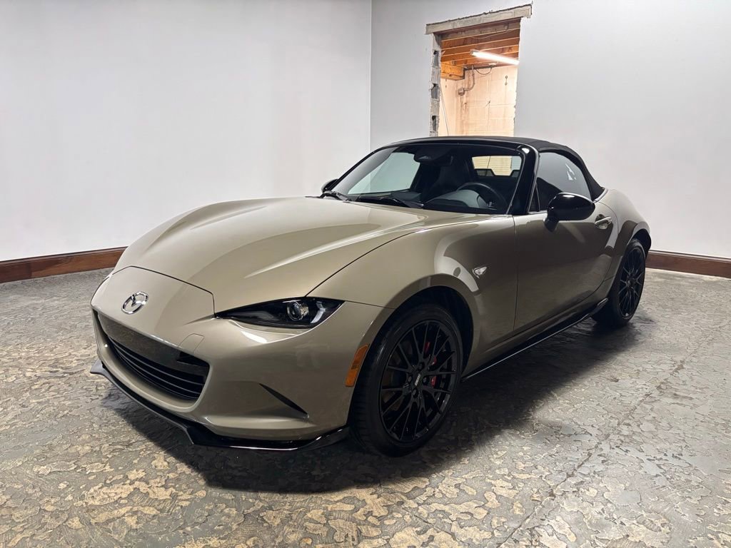 Used 2024 MAZDA MX-5 Miata Club w/ Brembo/BBS Recaro Package image 4