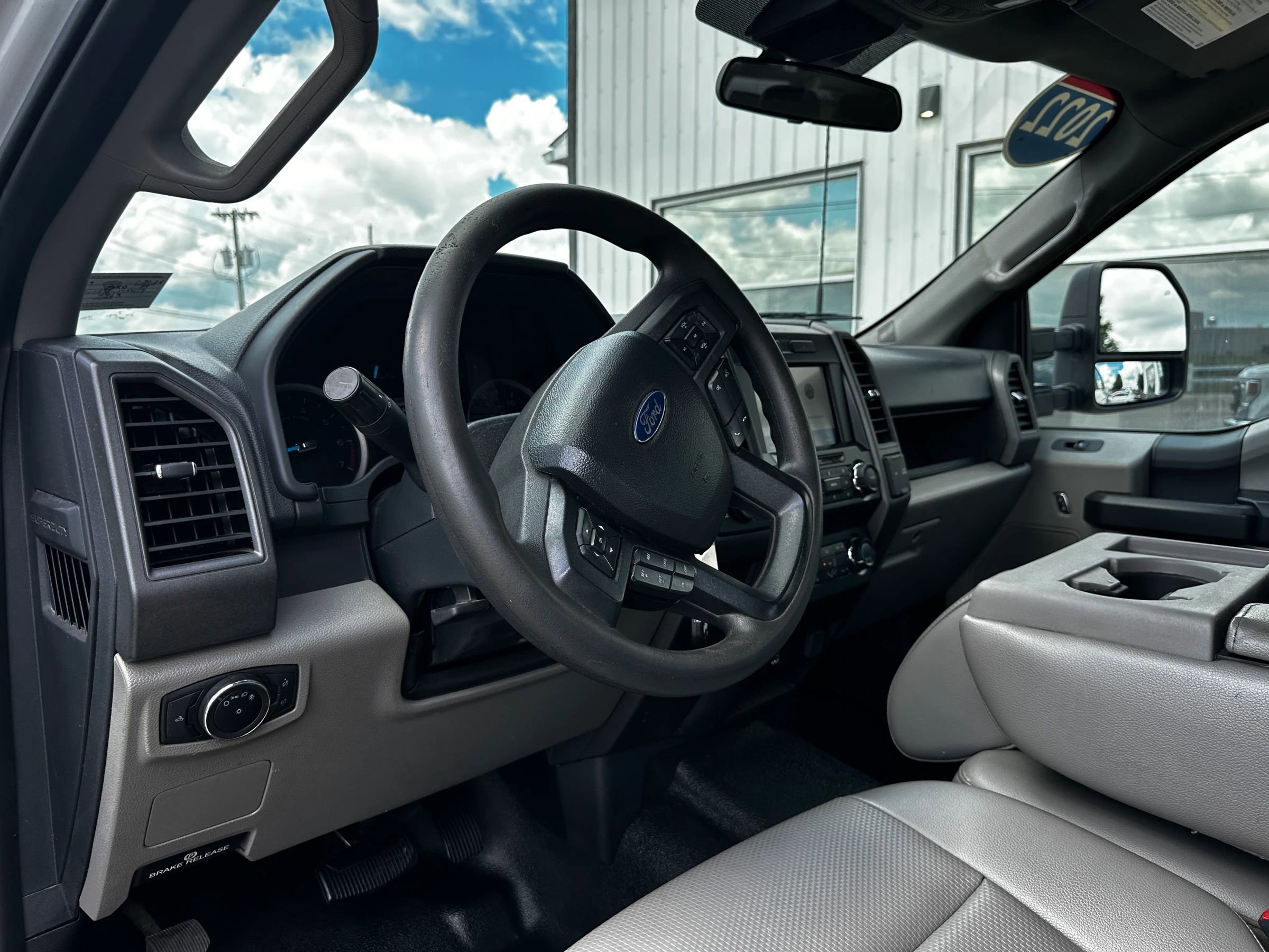 Used 2022 Ford F250 XL w/ Power Equipment Group image 20