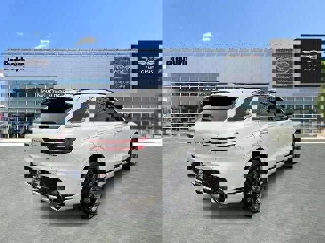 Used 2025 Genesis GV70 3.5T Sport w/ Sport Advanced Package image 4