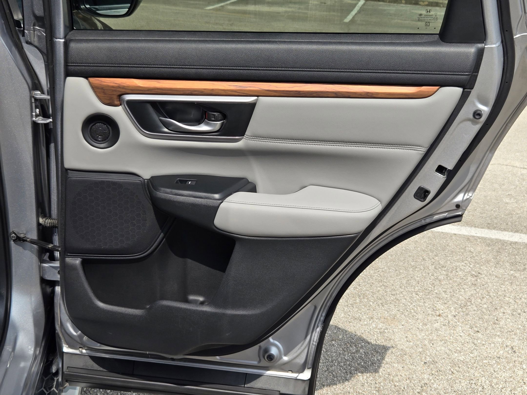 Used 2018 Honda CR-V EX-L image 24