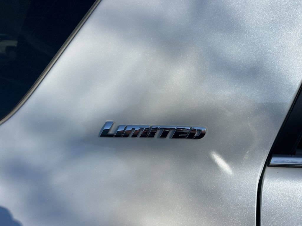 Used 2024 Toyota 4Runner Limited image 5