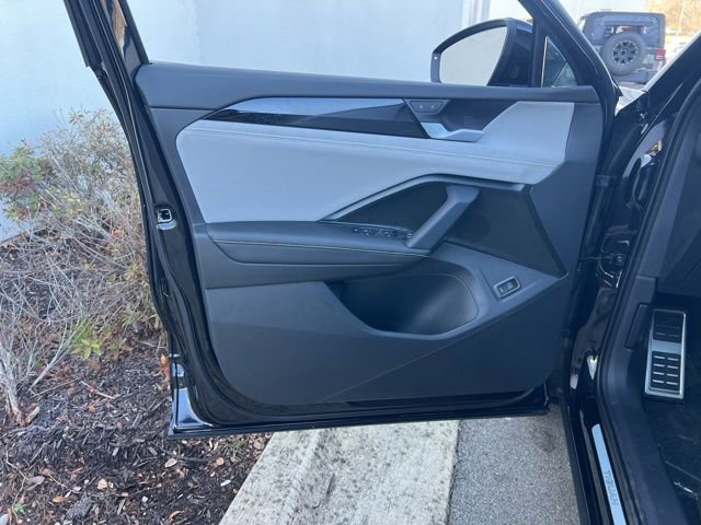 New 2026 Volkswagen Tiguan SE R-Line image 23