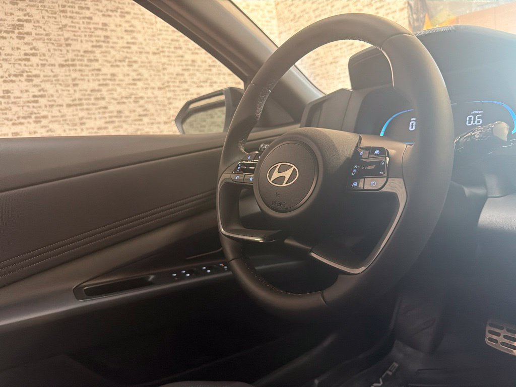 Certified 2026 Hyundai Elantra Sport FWD image 23
