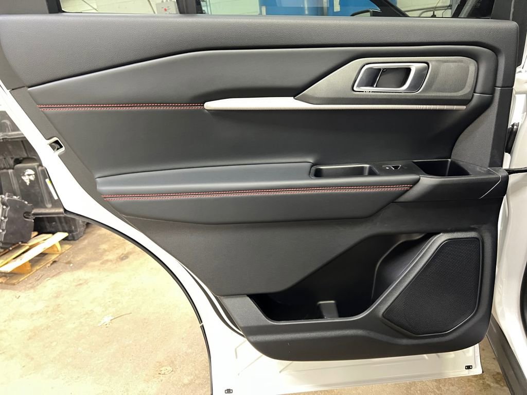 New 2025 Ford Explorer ST-Line image 35
