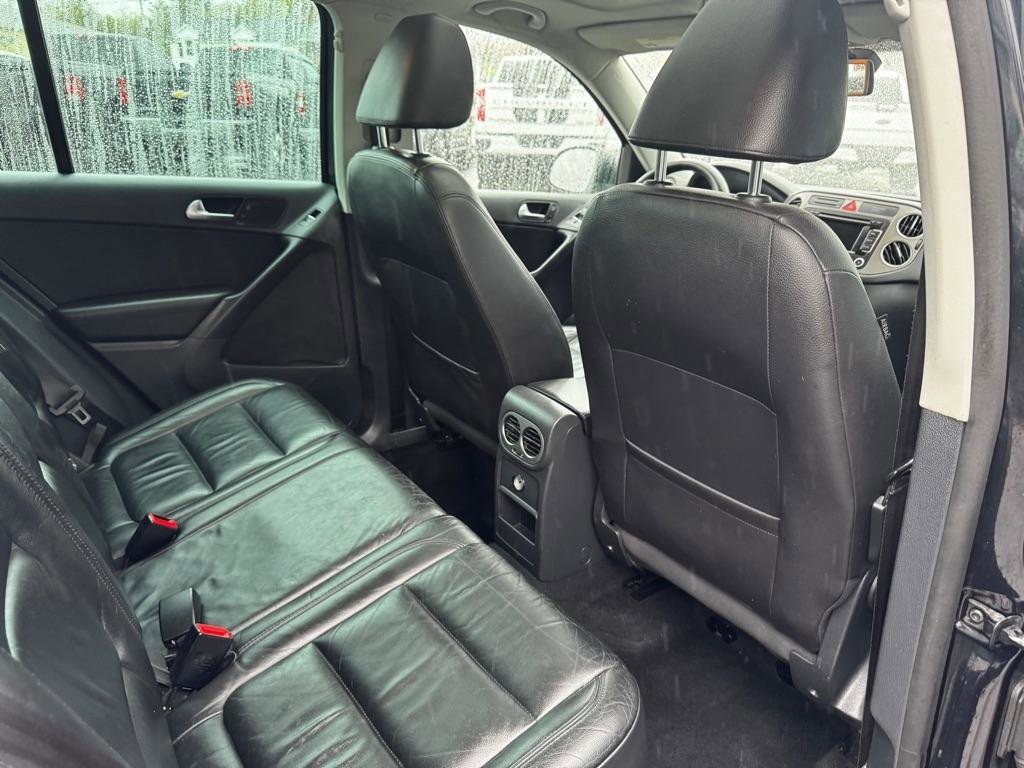 Used 2011 Volkswagen Tiguan S AWD/4WD image 14