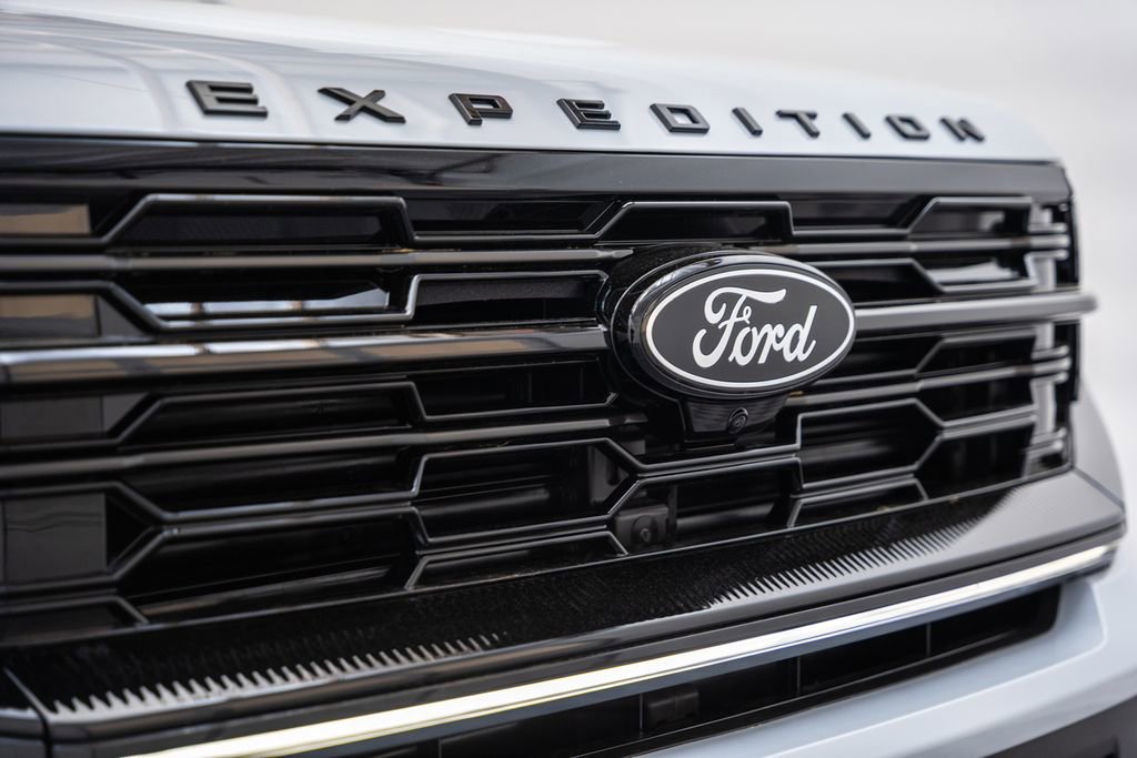 New 2026 Ford Expedition Platinum AWD/4WD image 17