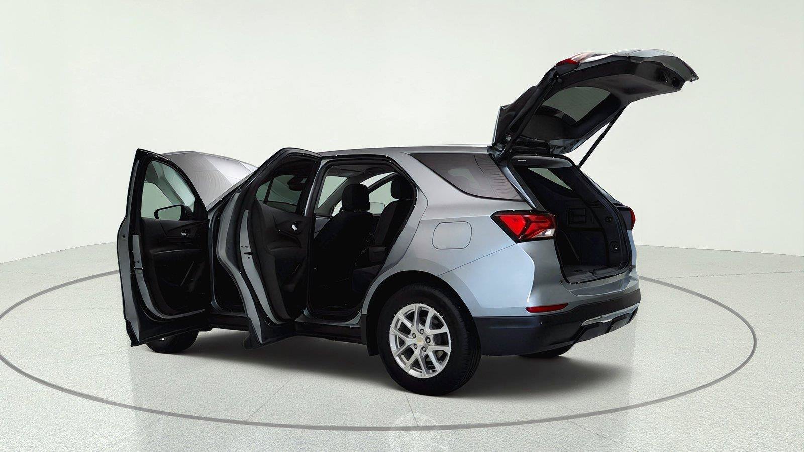 Used 2024 Chevrolet Equinox LT FWD image 12