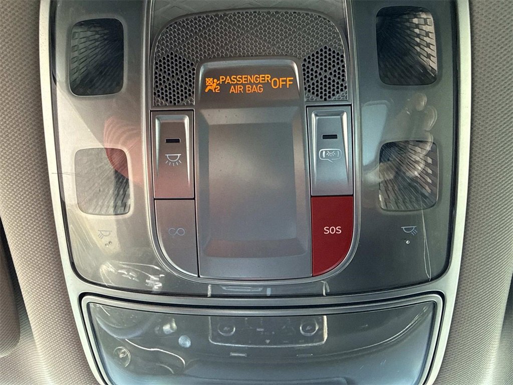 Used 2024 Genesis GV80 2.5T image 25