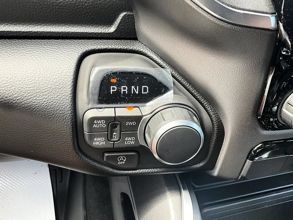 New 2026 RAM 1500 Big Horn w/ Night Edition AWD/4WD image 19