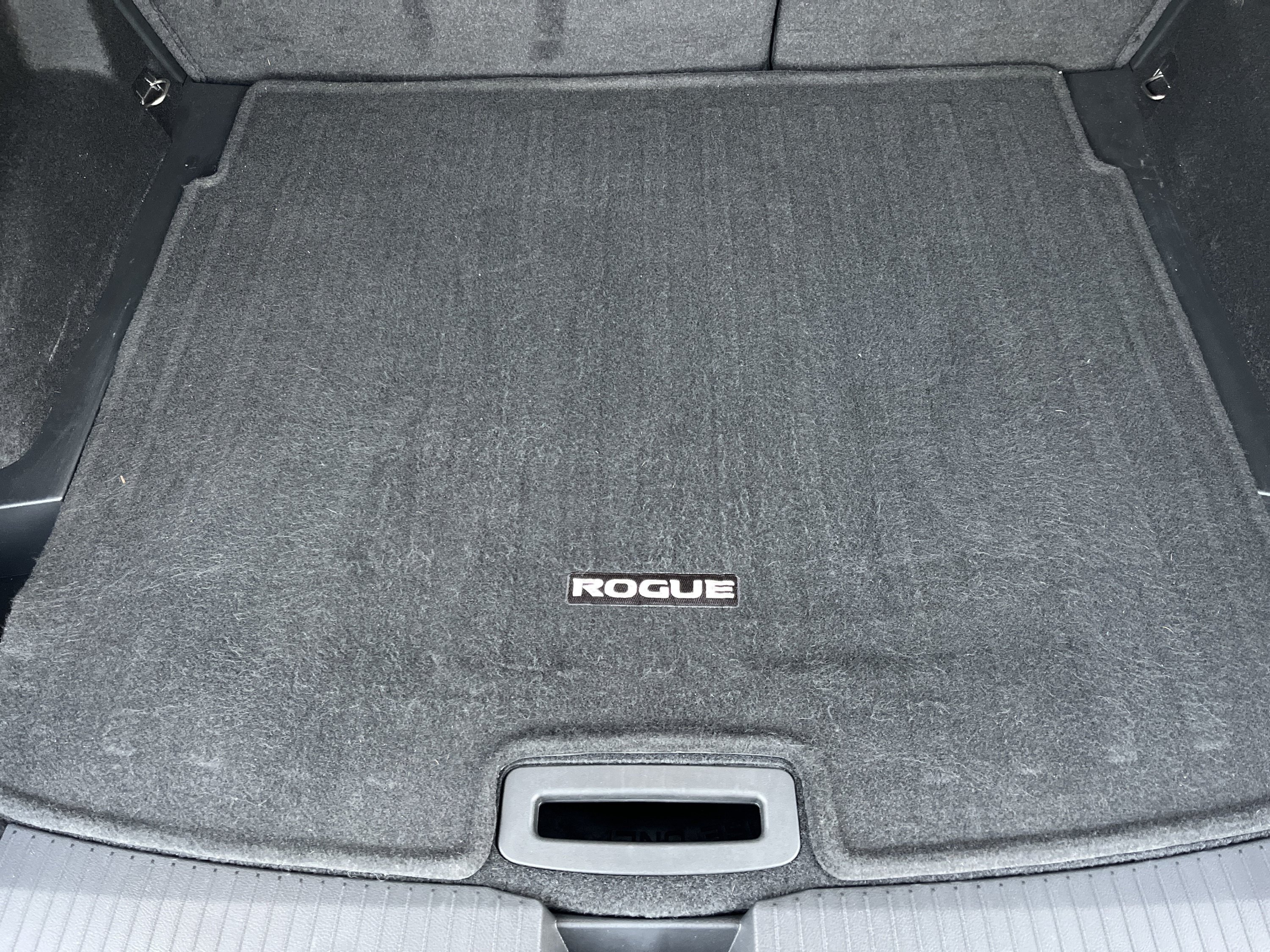 Used 2023 Nissan Rogue S AWD/4WD image 10