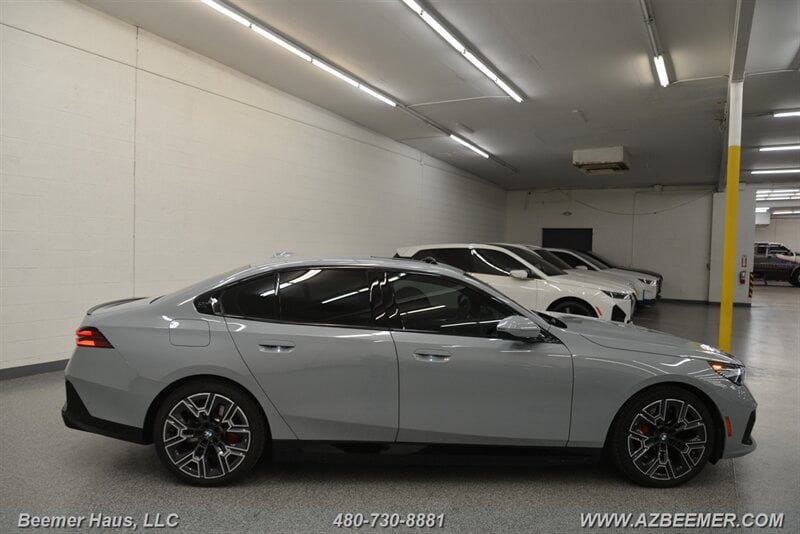 Used 2026 BMW i5 eDrive40 RWD image 7