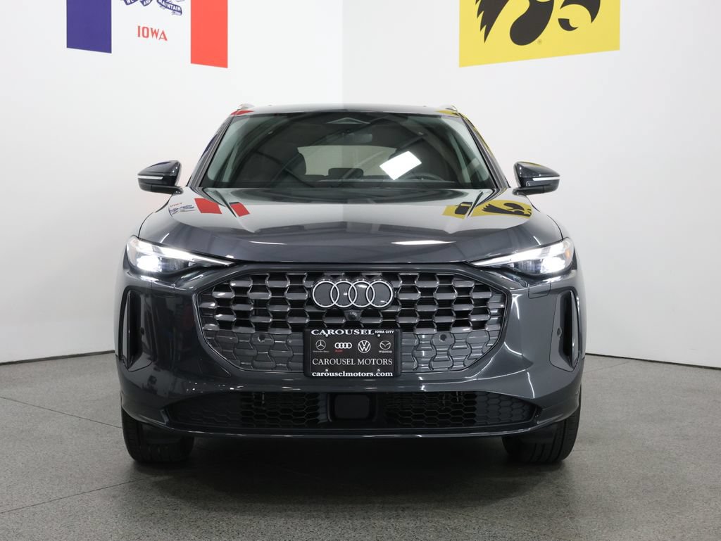 Used 2025 Audi Q5 Premium w/ 19" Wheel Package AWD/4WD image 7