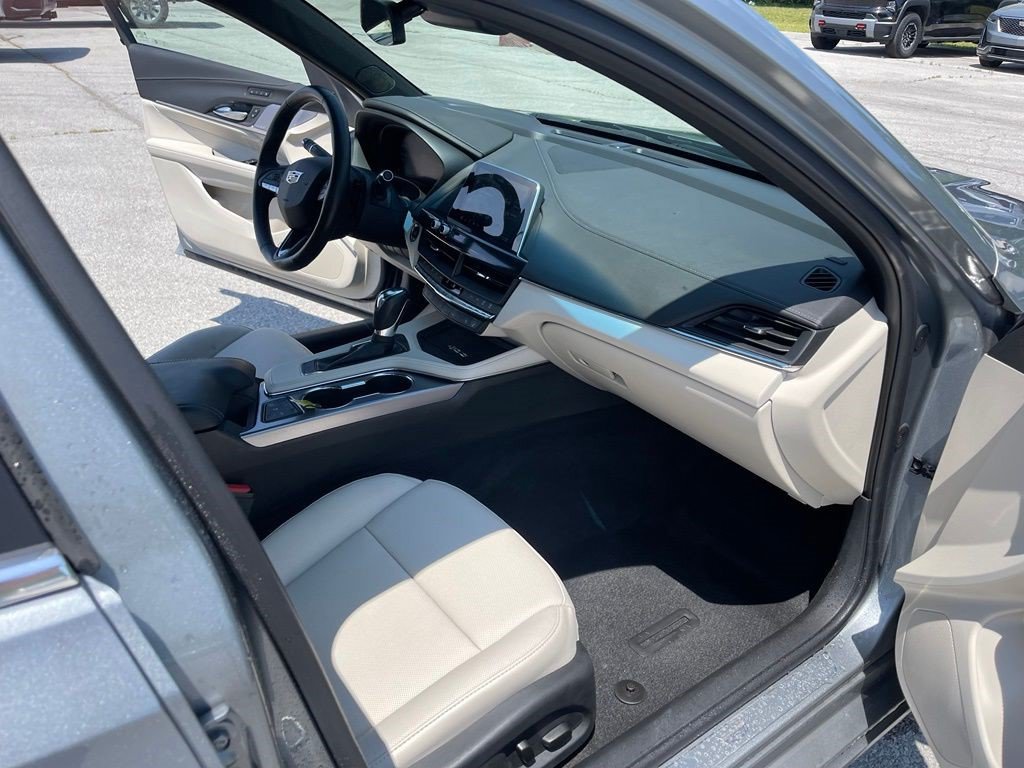 Certified 2023 Cadillac CT4 Premium Luxury AWD/4WD image 20