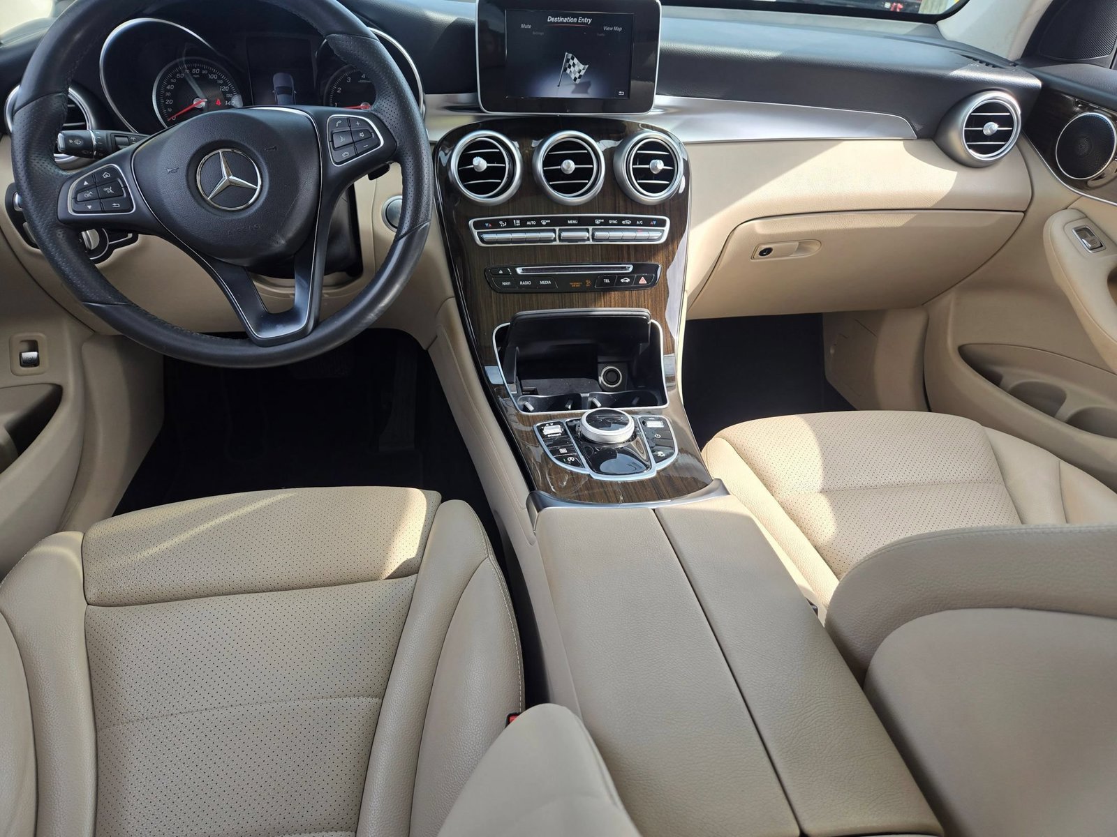 Used 2018 Mercedes-Benz GLC 300 image 16