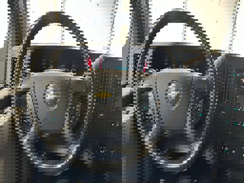 Used 2022 Chevrolet Express 3500 w/ Power Convenience Package image 19