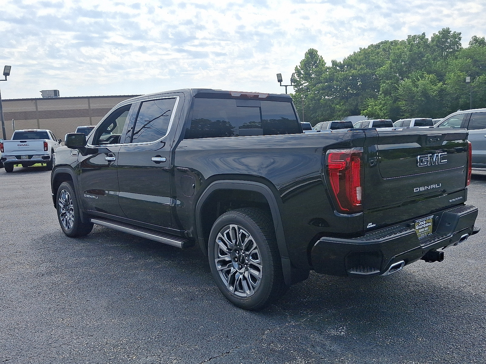 New 2026 GMC Sierra 1500 Denali Ultimate image 5