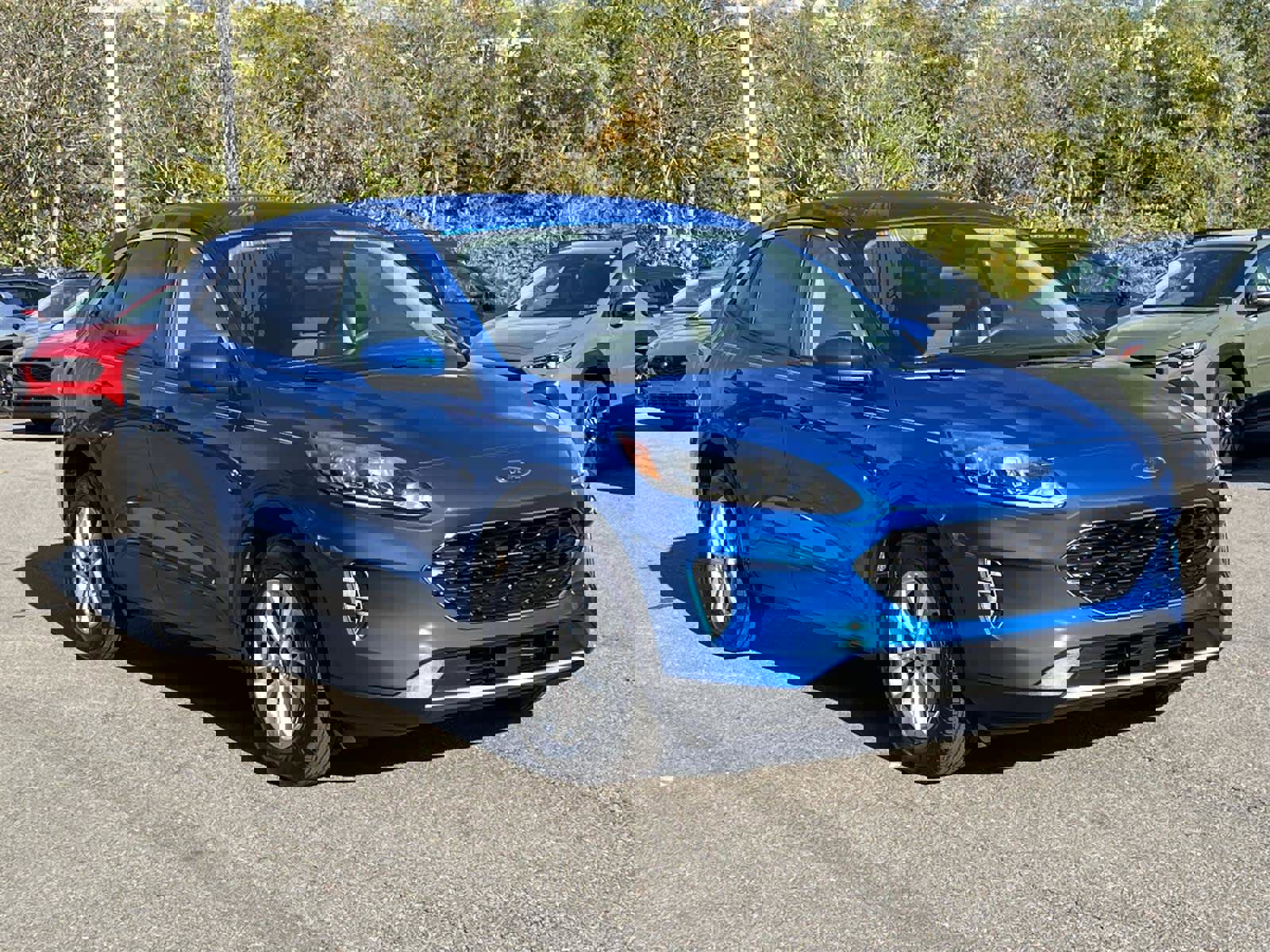 Used 2020 Ford Escape SE image 7