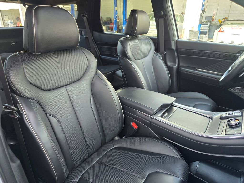 Used 2025 Hyundai Palisade Calligraphy image 14