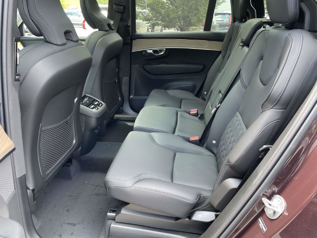 New 2026 Volvo XC90 B6 Plus w/ Protection Package AWD/4WD image 17