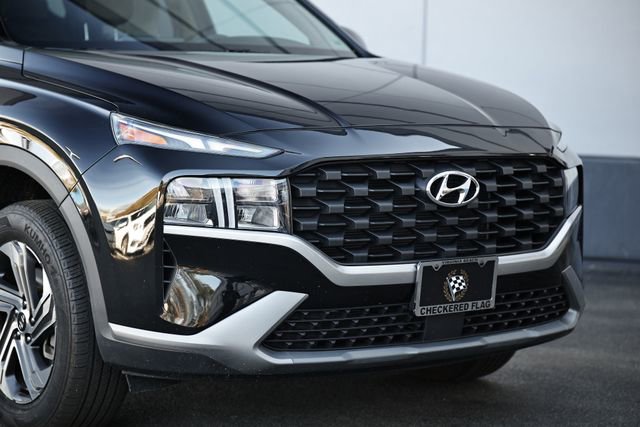 Used 2023 Hyundai Santa Fe SE image 2