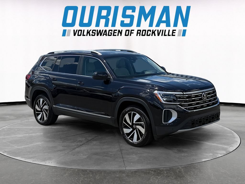 Used 2025 Volkswagen Atlas SEL AWD/4WD image 1