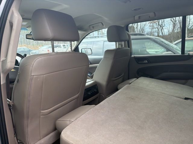Used 2017 Chevrolet Suburban LT image 10