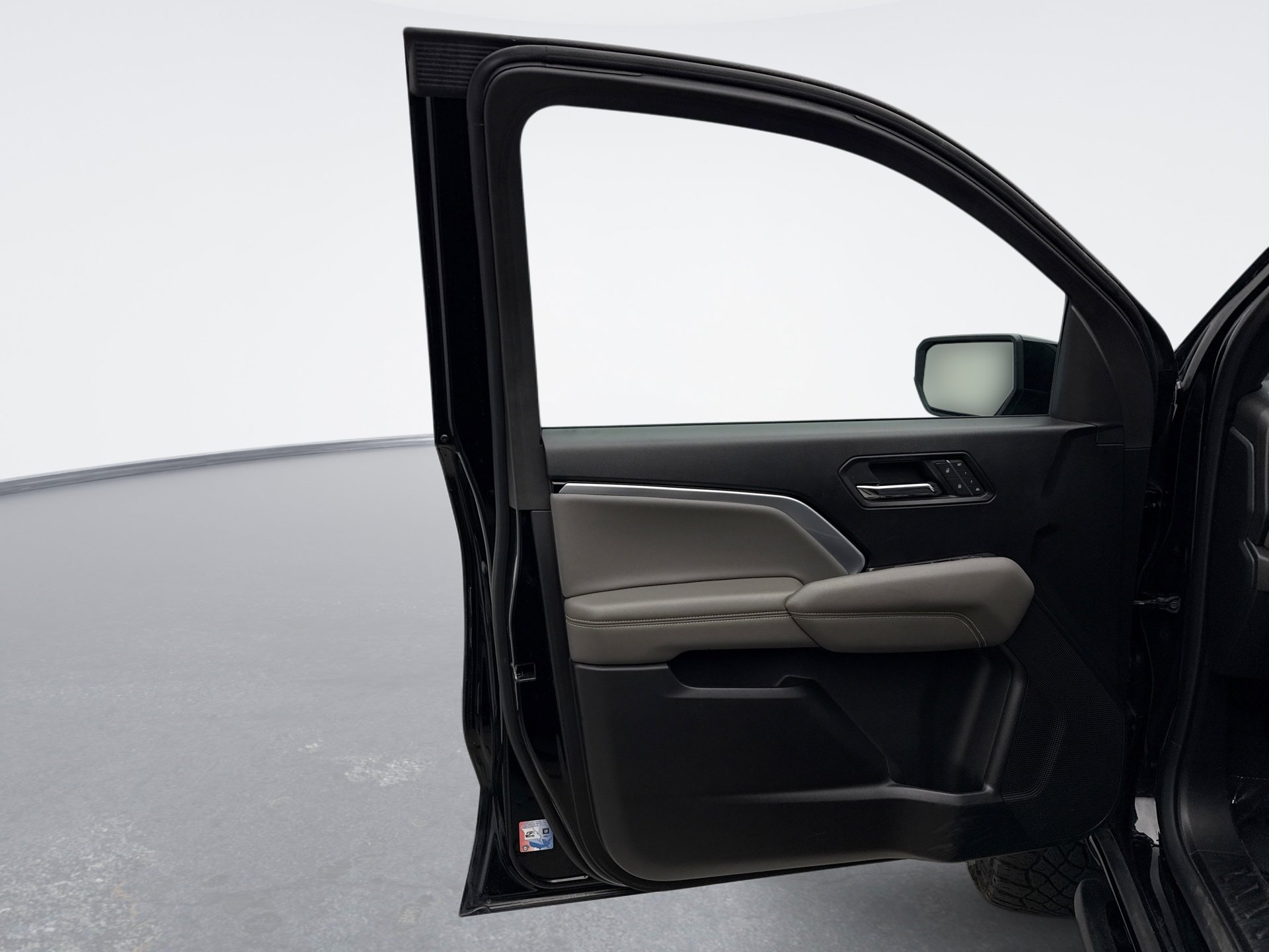 Used 2024 Chevrolet Colorado ZR2 w/ ZR2 Convenience Package III image 9