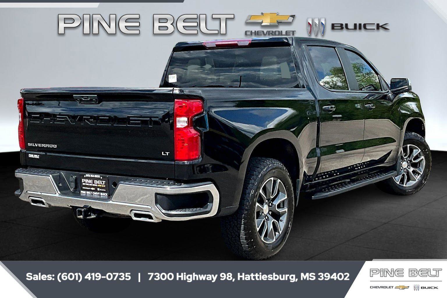 Used 2023 Chevrolet Silverado 1500 LT w/ Z71 Off-Road Package image 12